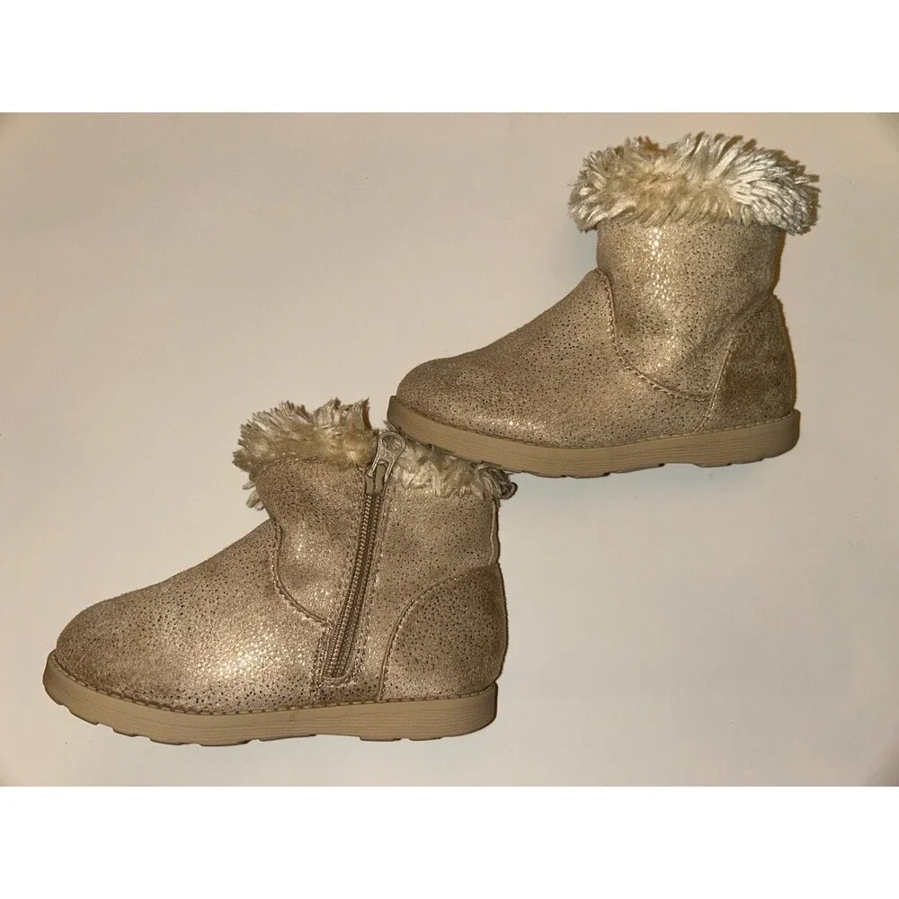 Cat And Jack Little Girls Golden Furry Boots Size 9 Preowned